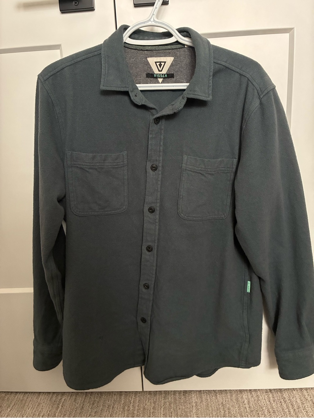 VISSLA Men's Medium Slate Blue Fleece  Casual Button-Down Shirt